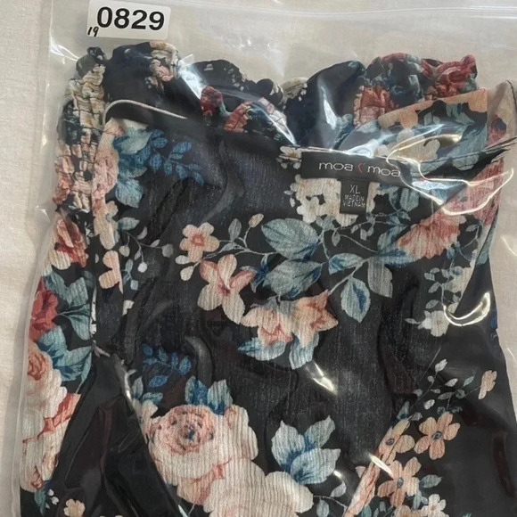 MOA Moa flora long sleeve top with smocked waistband. - Picture 8 of 8